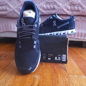 On Cloud sneakers